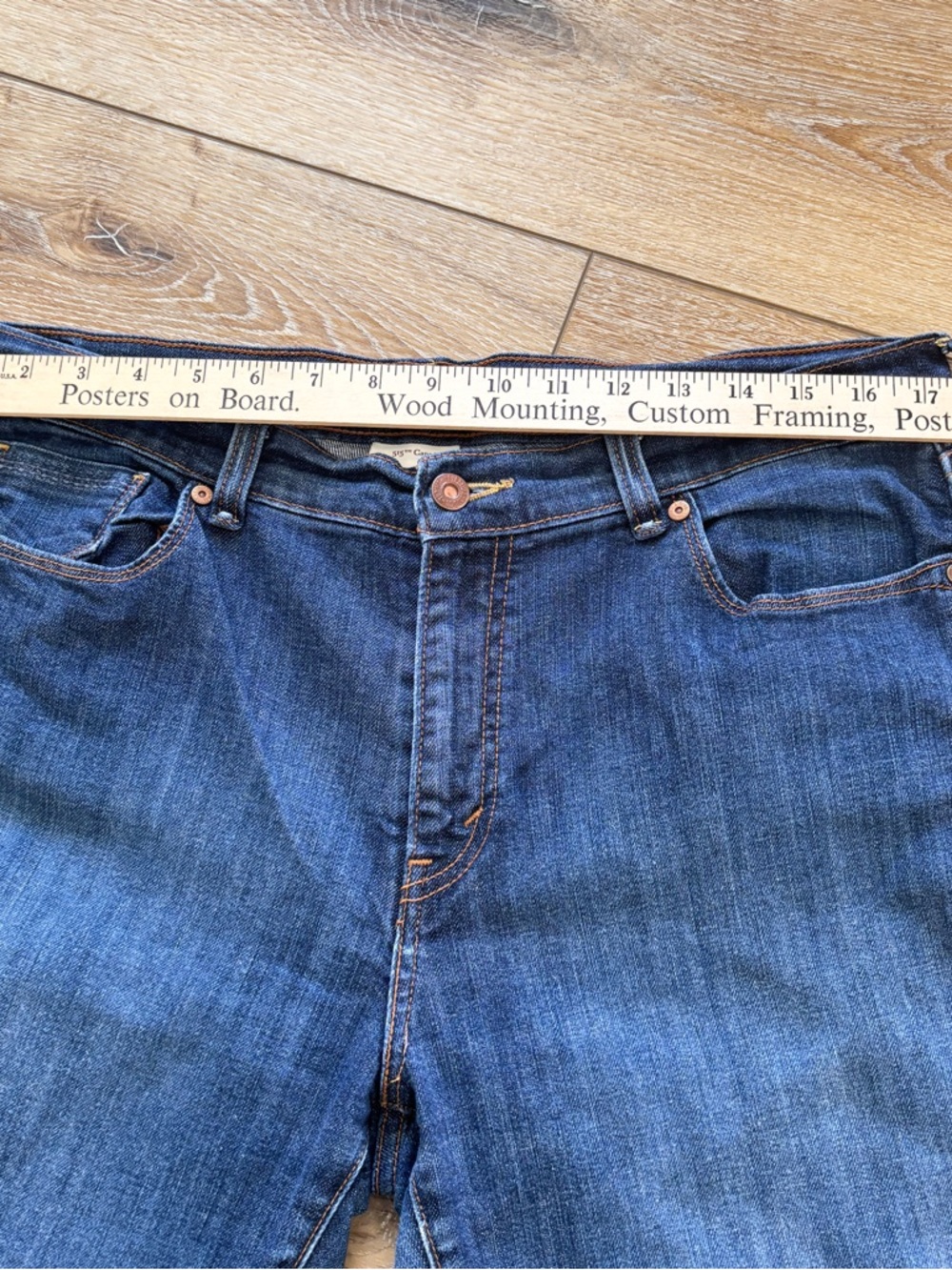 Levi's 515 Womens Capri Cropped Stretch Denim Jeans Size 14 Mid-Rise Medium Wash - Picture 6 of 11